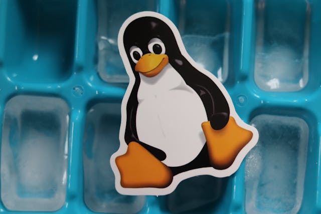 Featured image for Solution for "sudo cd" Command Not Working